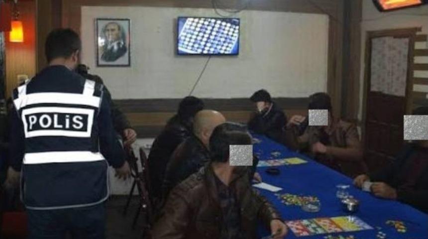 Kocaeli Polisinden Ramazan Ayında Kumar Baskını