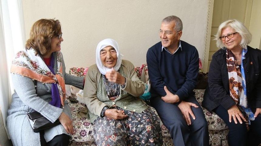 Başkan Tarhan: "her Yaştan İnsanımız Mutlu Olsun İstiyoruz"