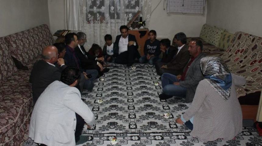 Kaymakam Dundar, Yetimlerle İftar Açıp Ev Sözü Verdi