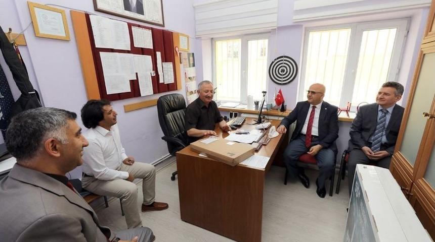 Belediyenin &ldquo;bilgisayar-televizyon Kampanyası&rdquo; Devam Ediyor