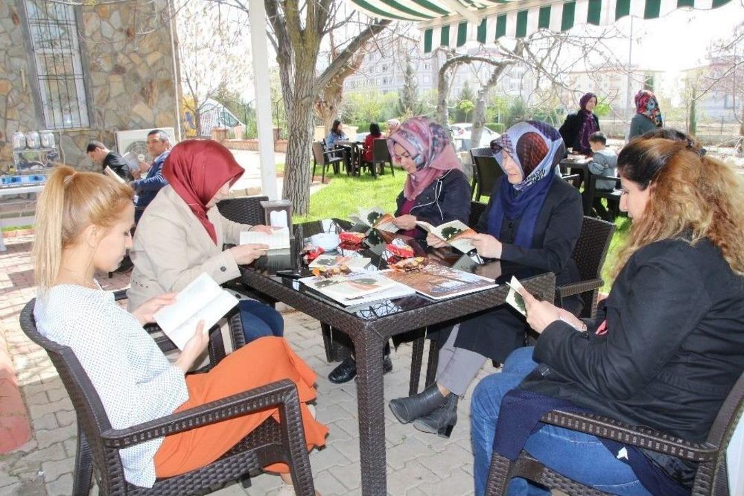 54. K&uuml;t&uuml;phane Haftası Etkinlikleri Devam Ediyor