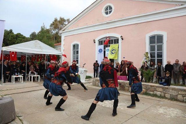 Giritli Türkler, Urla Karantina Adasında Buluştu