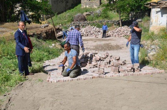 Arguvan Belediyesi Yenileme Çalışmalarına Devam Ediyor