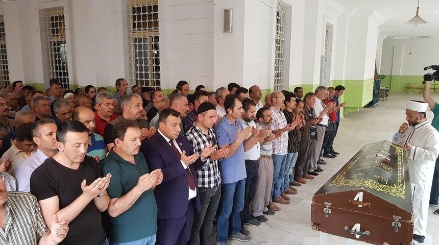 Ormanda &Ouml;l&uuml; Bulunan Adam Son Yolculuğuna Uğurlandı