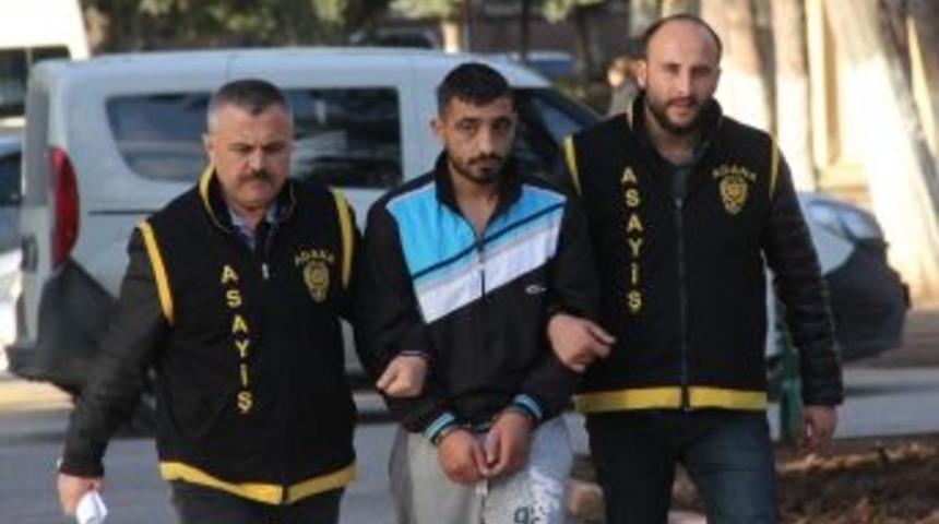 Babasını &Ouml;ld&uuml;rd&uuml;, Cezaevinden Ka&ccedil;tı, Yakalandı