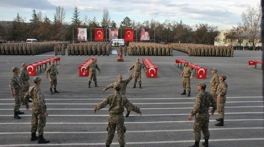 Acemi Erlerden Yemin T&ouml;reni &Ouml;ncesi Muhteşem G&ouml;steri