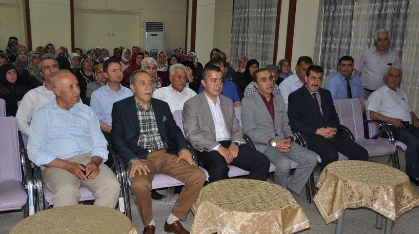 G&ouml;lbaşı&rsquo;nda Okuma Yazma Kursunu Bitirenlere Sertifika