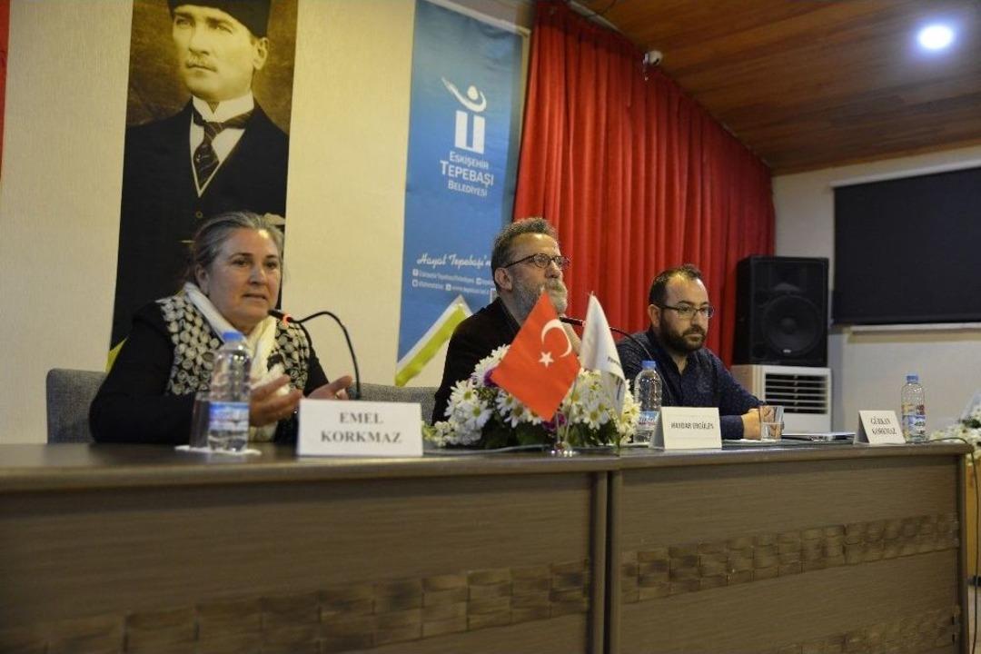 Kent Ve K&uuml;lt&uuml;r S&ouml;yleşileri S&uuml;r&uuml;yor