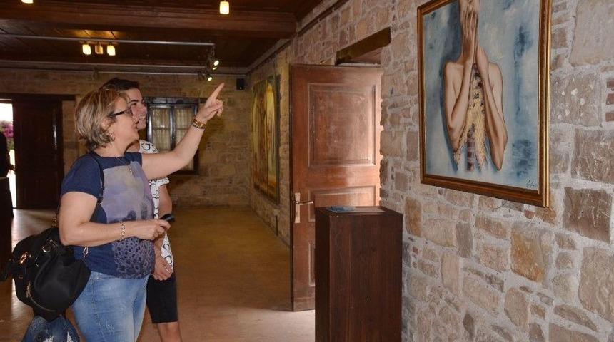 Kuşadası&rsquo;nda &rsquo;biophilia&rsquo; Resim Sergisi