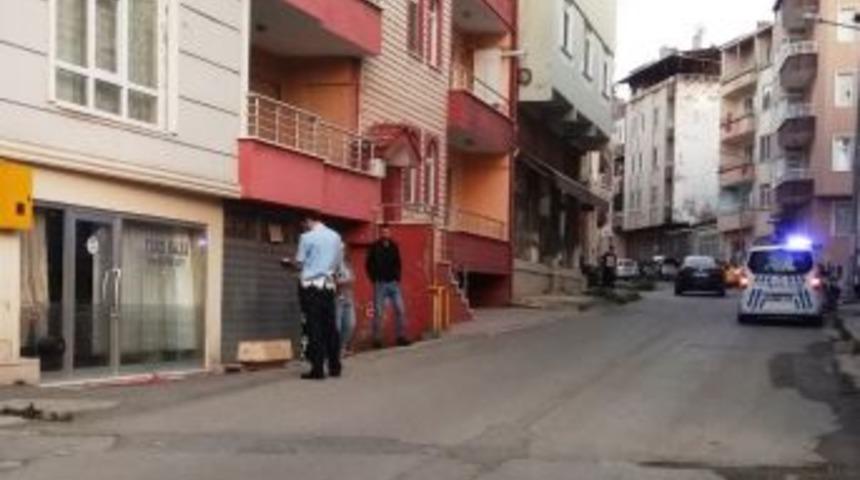 Otomobilin &Ccedil;arptığı &Ccedil;ocuk Yaralandı