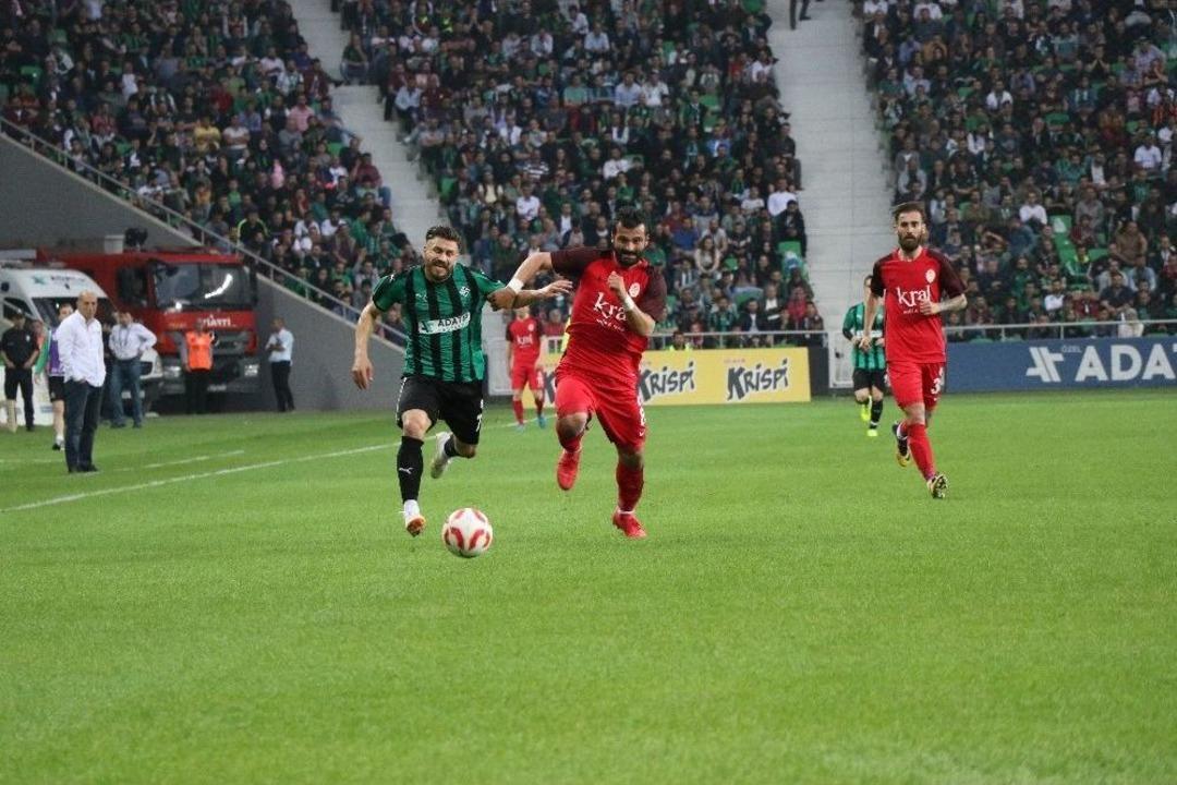 Tff 2. Lig Beyaz Grup Play-off: Sakaryaspor: 2 - G&uuml;m&uuml;şhanespor: 1