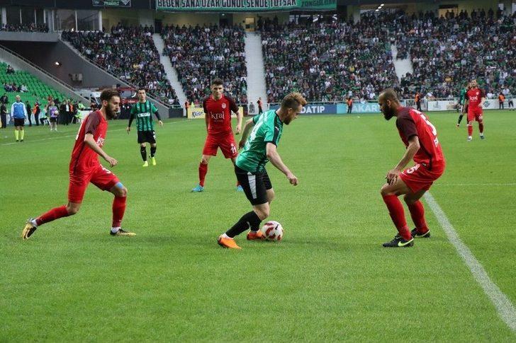 Tff 2. Lig Beyaz Grup Play-off: Sakaryaspor: 2 - Gümüşhanespor: 1 G5