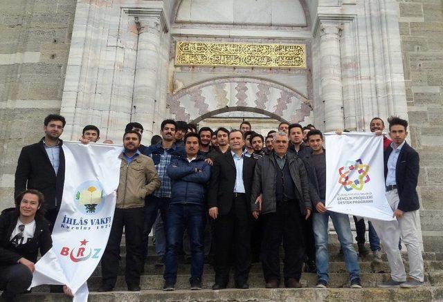 İhlas Vakfı’nın Yabancı Öğrencileri, Edirne’ye Hayran Kaldı