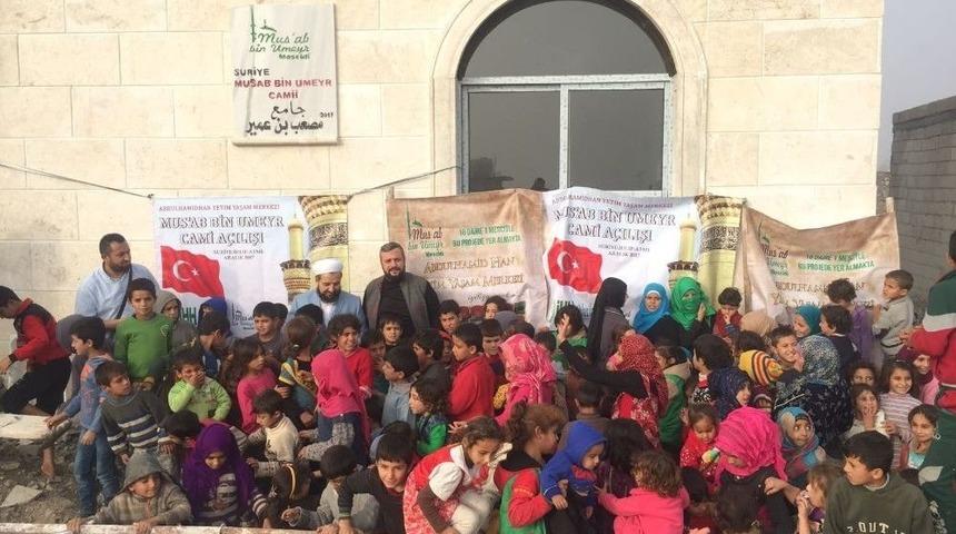 Suriye&rsquo;ye 2 Bin Kişilik Cami