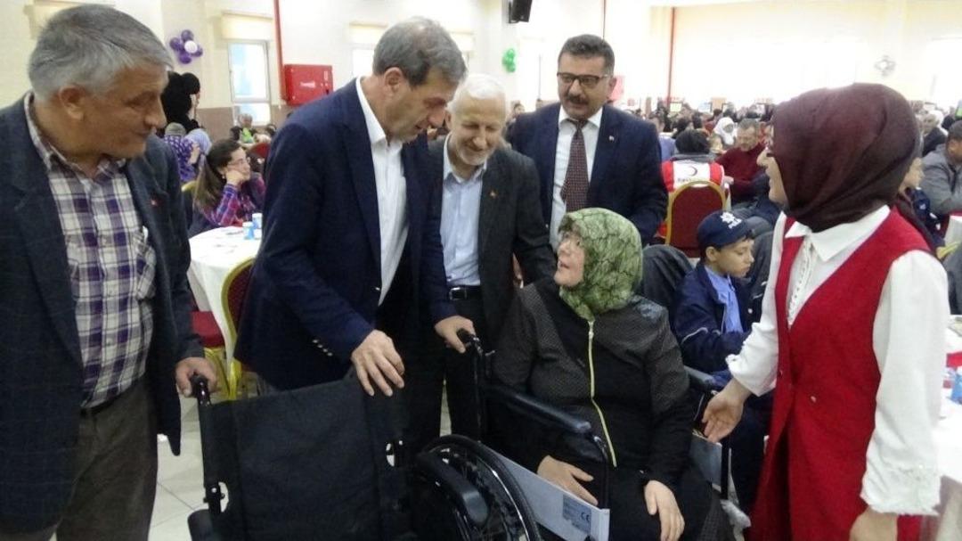 Simav Belediyesi&rsquo;nden Engelli Vatandaşlara Ak&uuml;l&uuml; Araba