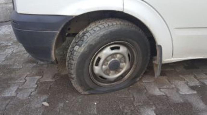 Sungurlu&rsquo;da Ara&ccedil; Lastikleri Kesildi