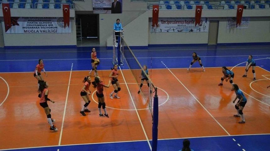 Anadolu Yıldızları Ortaca Ve Dalaman’da Mücadele Ediyor