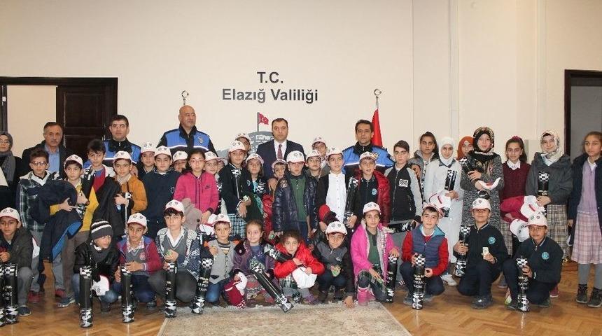 Elazığ&rsquo;da "umutlarımız &Ccedil;ocuklar" Projesi