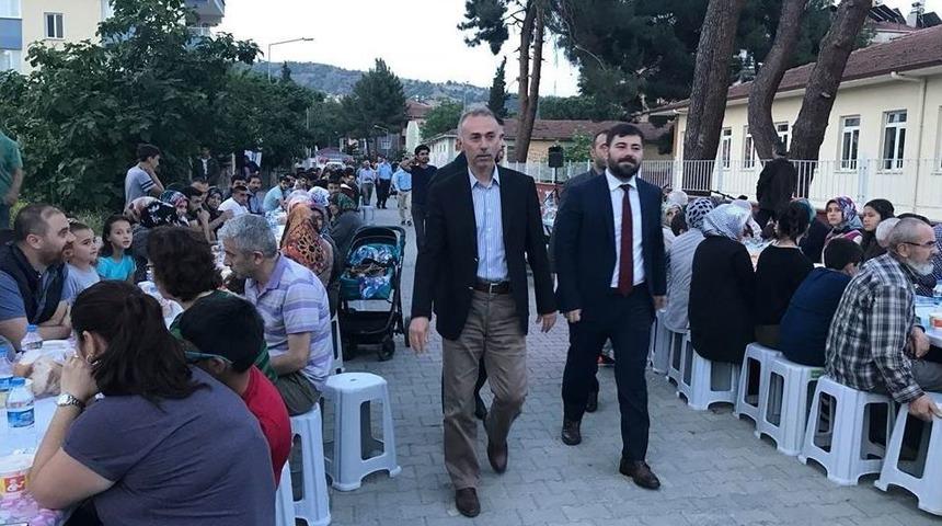 Taşova Belediyesinden &lsquo;7 Mahallede 7 İftar&rsquo;