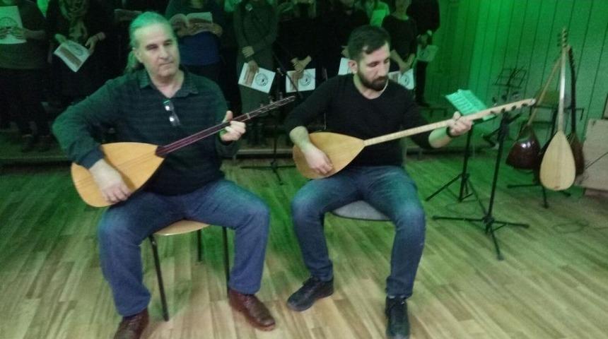 K&uuml;tahya&rsquo;da Avukatlar Koro Kurdu