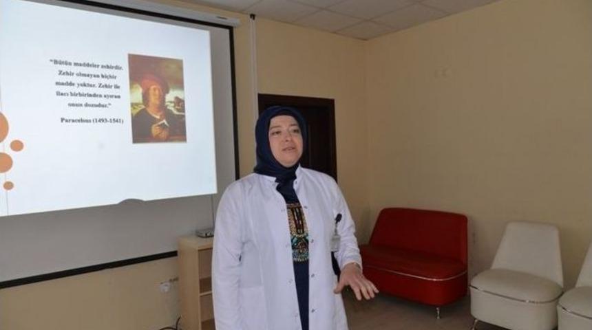 Melikgazi Sağlık Seminerlerinde Bilin&ccedil;li İla&ccedil; Kullanımı Konuşuldu