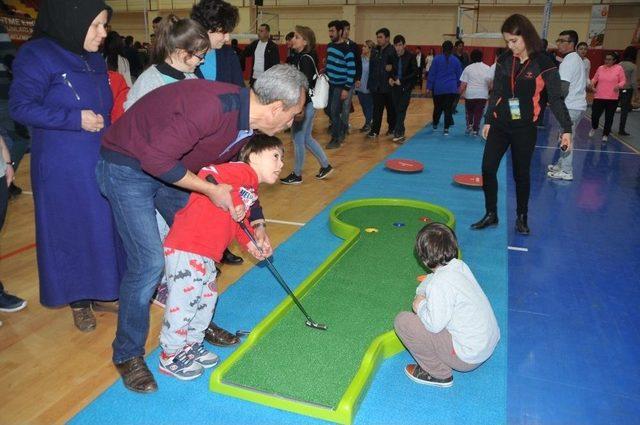 Bafra’da Geleneksel Özel Çocuklar Spor Şenliği