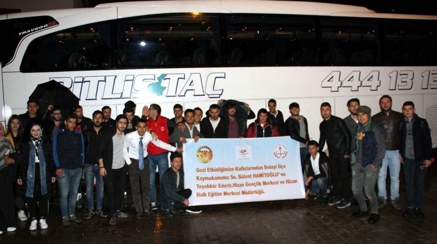 &Uuml;niversite&rsquo;ye Hazırlık &Ouml;ğrencileri Karadeniz&rsquo;e G&ouml;nderildi