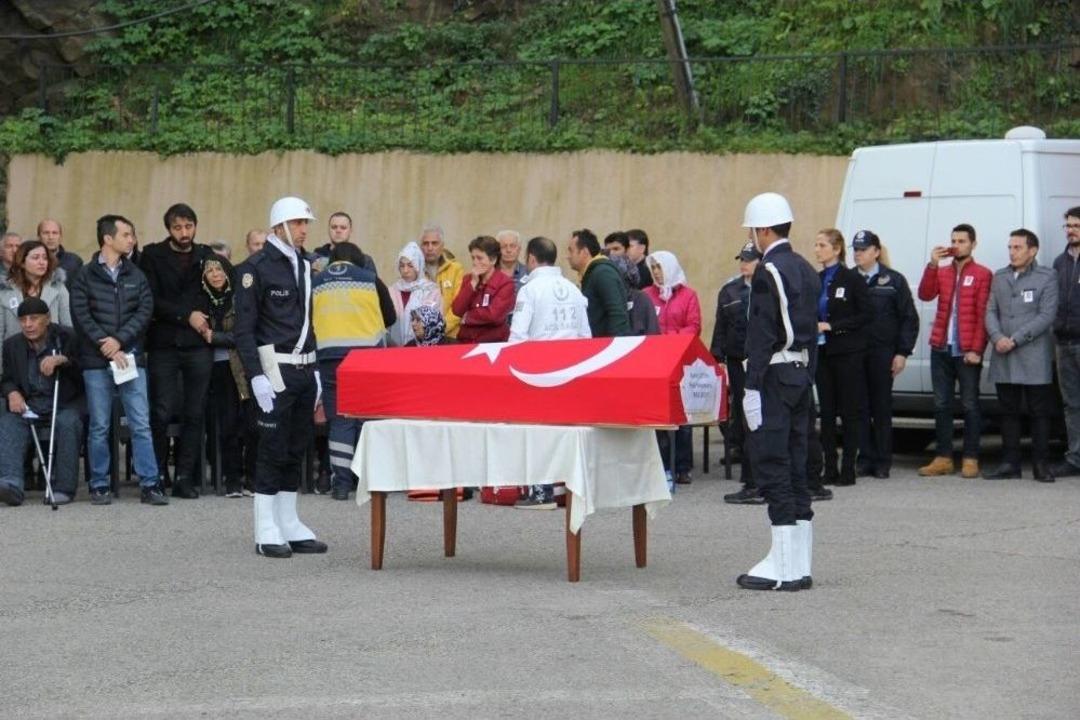 Yakalandığı Amansız Hastalığa Yenik D&uuml;şen Polis Memuru İ&ccedil;in Giresun&rsquo;da T&ouml;ren D&uuml;zenledi