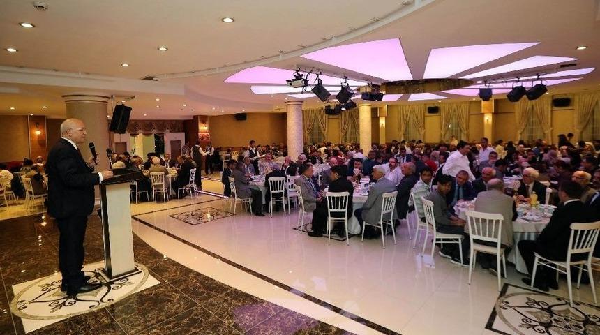 Başkan Yaşar Başkon &Uuml;yelerini İftarda Ağırladı