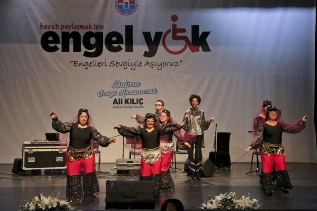 Engelliler G&ouml;n&uuml;llerince Eğlendi