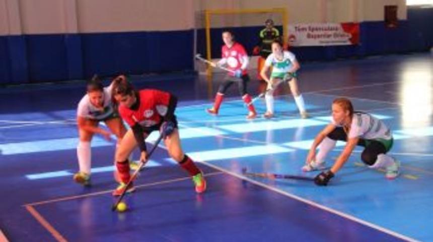 Bayanlar Salon S&uuml;per Lig 1. Etap Ma&ccedil;ları Sona Erdi