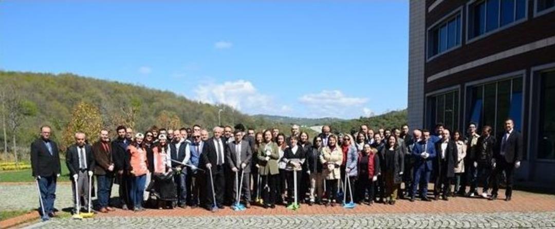 D&uuml;zce &Uuml;niversitesi &ldquo;temiz &Uuml;niversite-temiz D&uuml;zce&rdquo; Etkinliği İle Farkındalık Oluşturdu