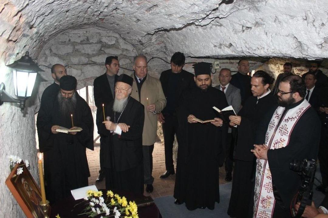 Azize Santa Barbara, Bartholomeos&rsquo;un Duaları İle Anıldı