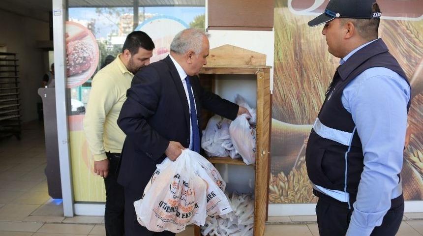 Erdemli Belediyesi&rsquo;nden &rsquo;askıda Ekmek Var&rsquo; Projesi