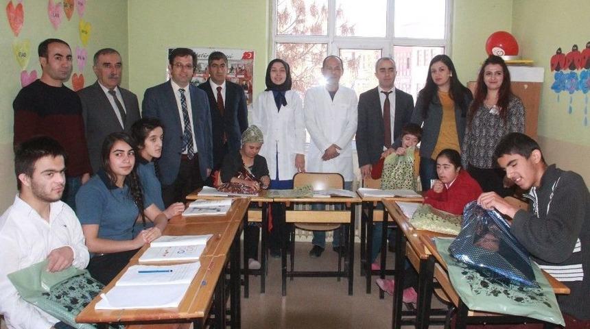 Hakkari&rsquo;de İlk Defa Lise D&uuml;zeyinde &Ouml;zel Eğitim Sınıfı A&ccedil;ıldı