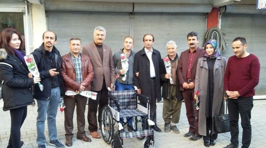 Ak Parti&rsquo;den Engellilere Destek