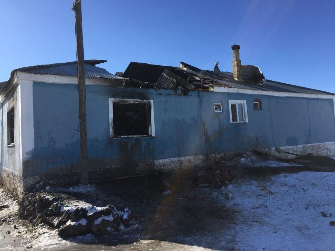 Kıbrıs Gazisinin Evi &Ccedil;ıkan Yangında Kullanılamaz Hale Geldi