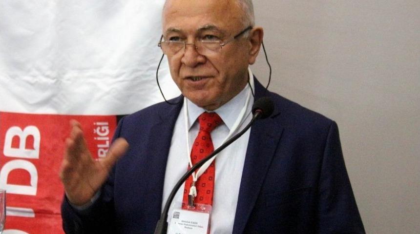 İlker: &ldquo;30 Bin Olan Diş Hekimi Sayısı 2025&rsquo;te 65 Bin Olacak&rdquo;