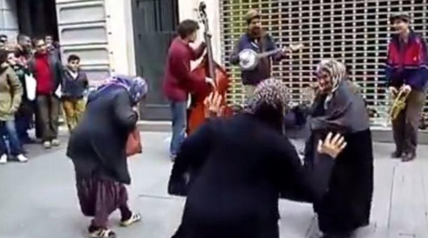 Teyzelerin Blues Keyfi