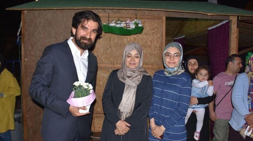 D&uuml;zce &Uuml;nl&uuml; İsimleri Ağırlamaya Devam Ediyor