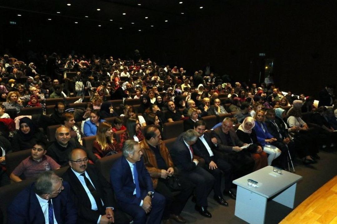 Ey&uuml;psultan&rsquo;da Engelli Vatandaşlar Unutulmadı