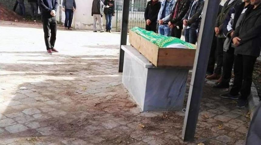 16 Yaşında Kansere Yenik D&uuml;şt&uuml;