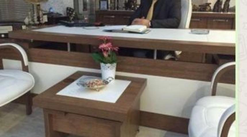 Burhaniye’de Kemal Tınaz Emlakçılar Derneği Başkanı Oldu