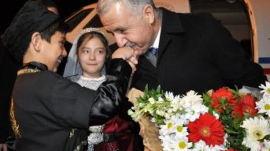 Bakan Arslan, Yarın Kars&rsquo;a Geliyor