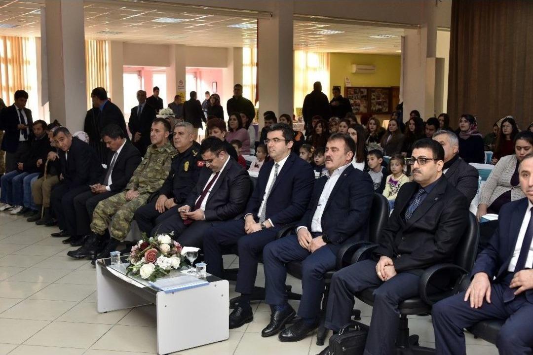 G&uuml;m&uuml;şhane&rsquo;de D&uuml;nya Engelliler G&uuml;n&uuml; Kutlandı