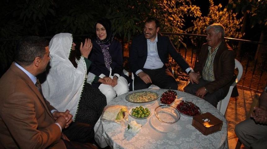 Vali Kaldırım, Gecesini K&ouml;yde Ge&ccedil;irdi