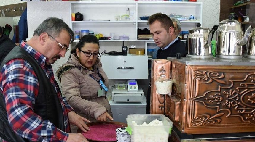 Tepebaşı&rsquo;ndaki 145 Kahvehane Ve &Ccedil;ay Salonu Denetlendi