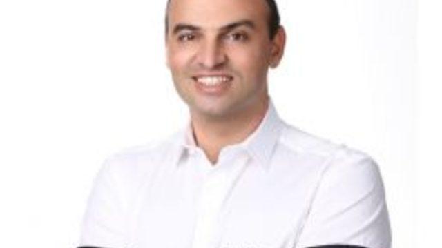 Zirkonyum Dişler İle Tamamen Doğal Görünüm