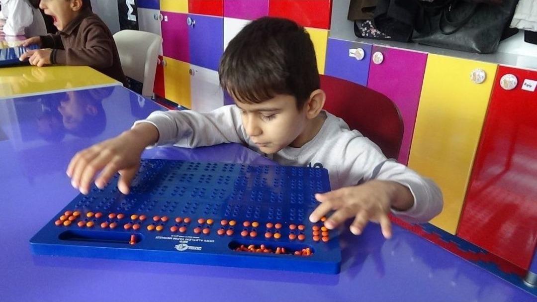 M&uuml;siad&rsquo;dan G&ouml;rme Engellilere &Ouml;zel Sınıf