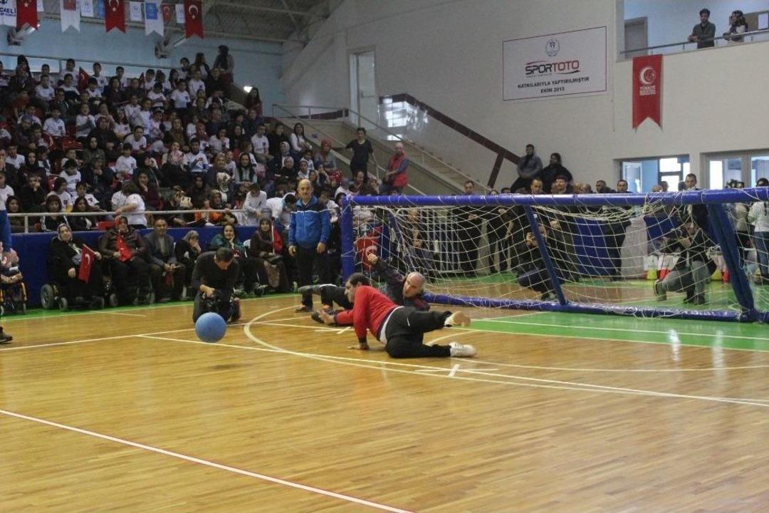 Kocaeli&rsquo;de 3 Aralık D&uuml;nya Engelliler G&uuml;n&uuml; Coşku İle Kutlandı